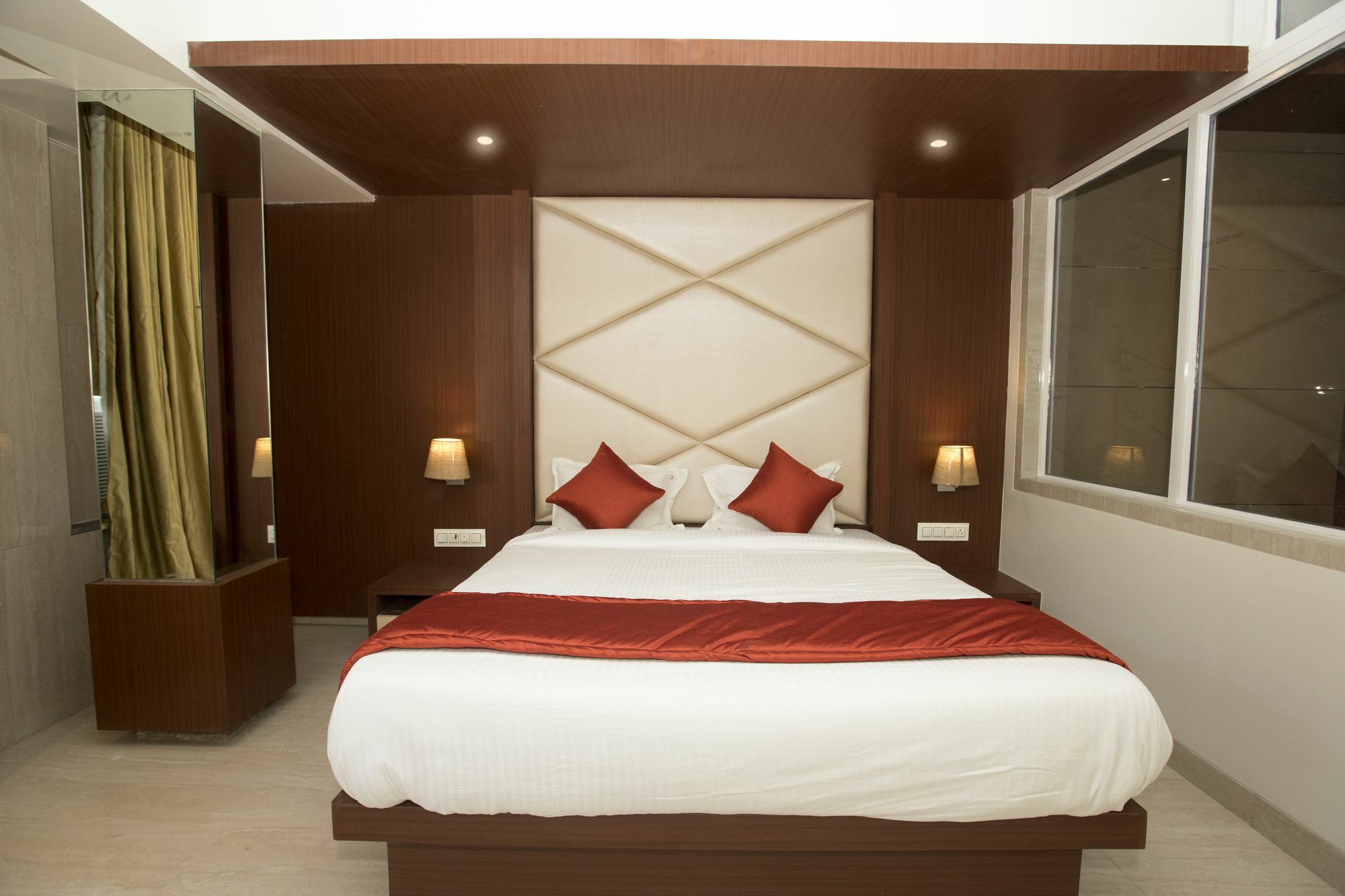 Hotel Spring Inn Mumbai Exteriör bild